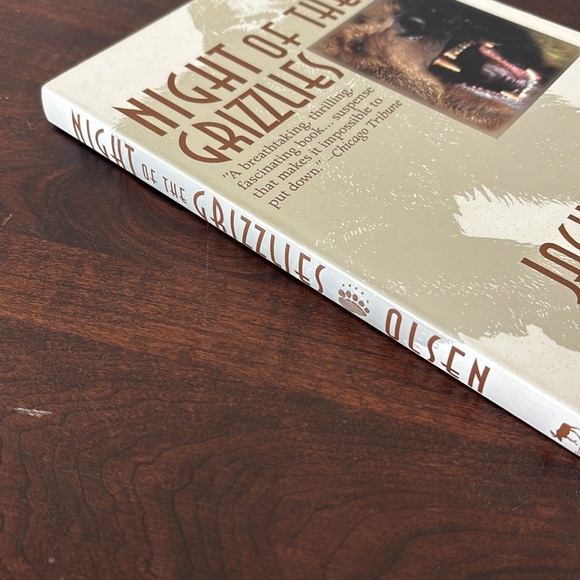 Night of the Grizzlies by Jack Olsen - Picture 3 of 5